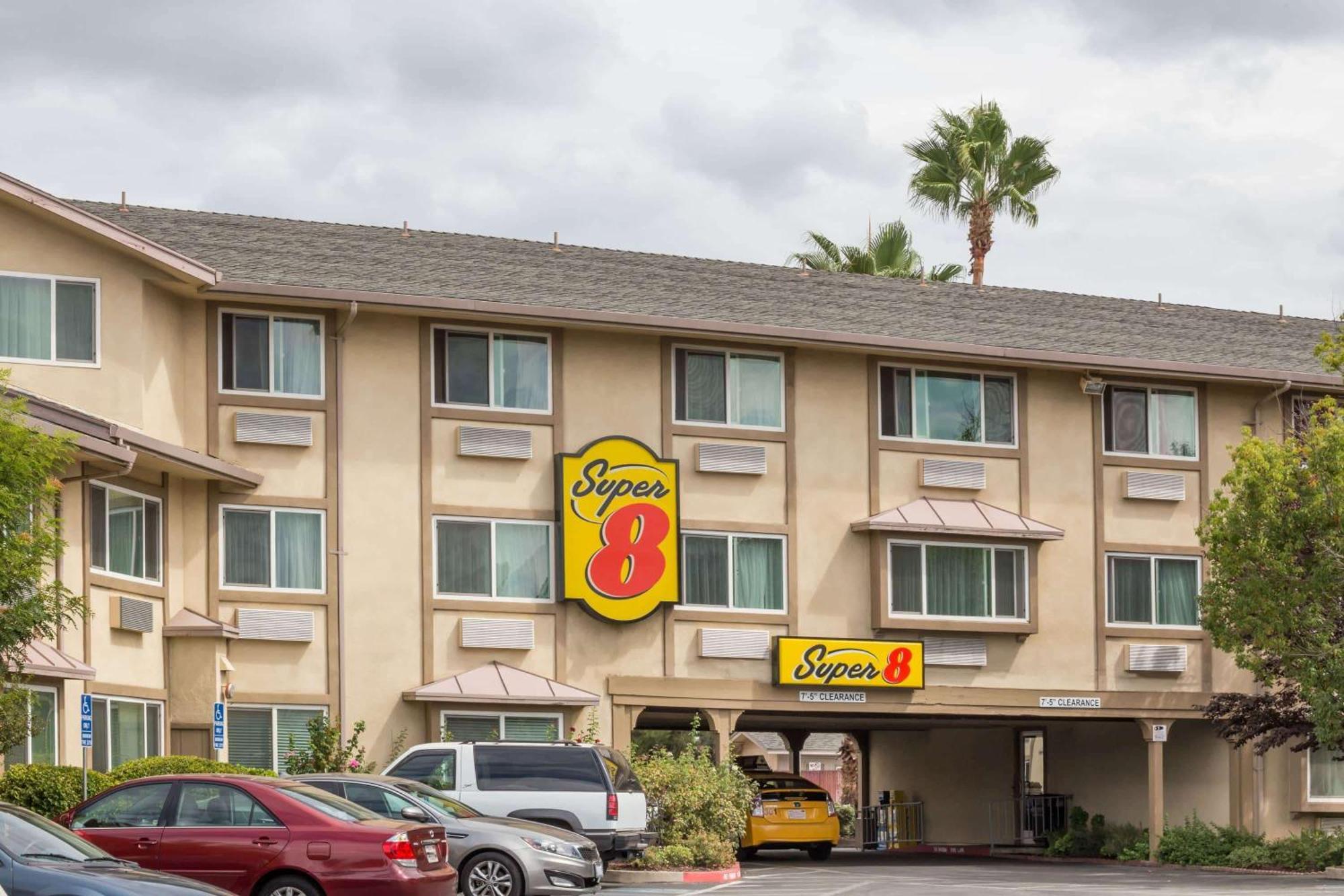 Super 8 By Wyndham Sacramento Hotell Carmichael Exteriör bild