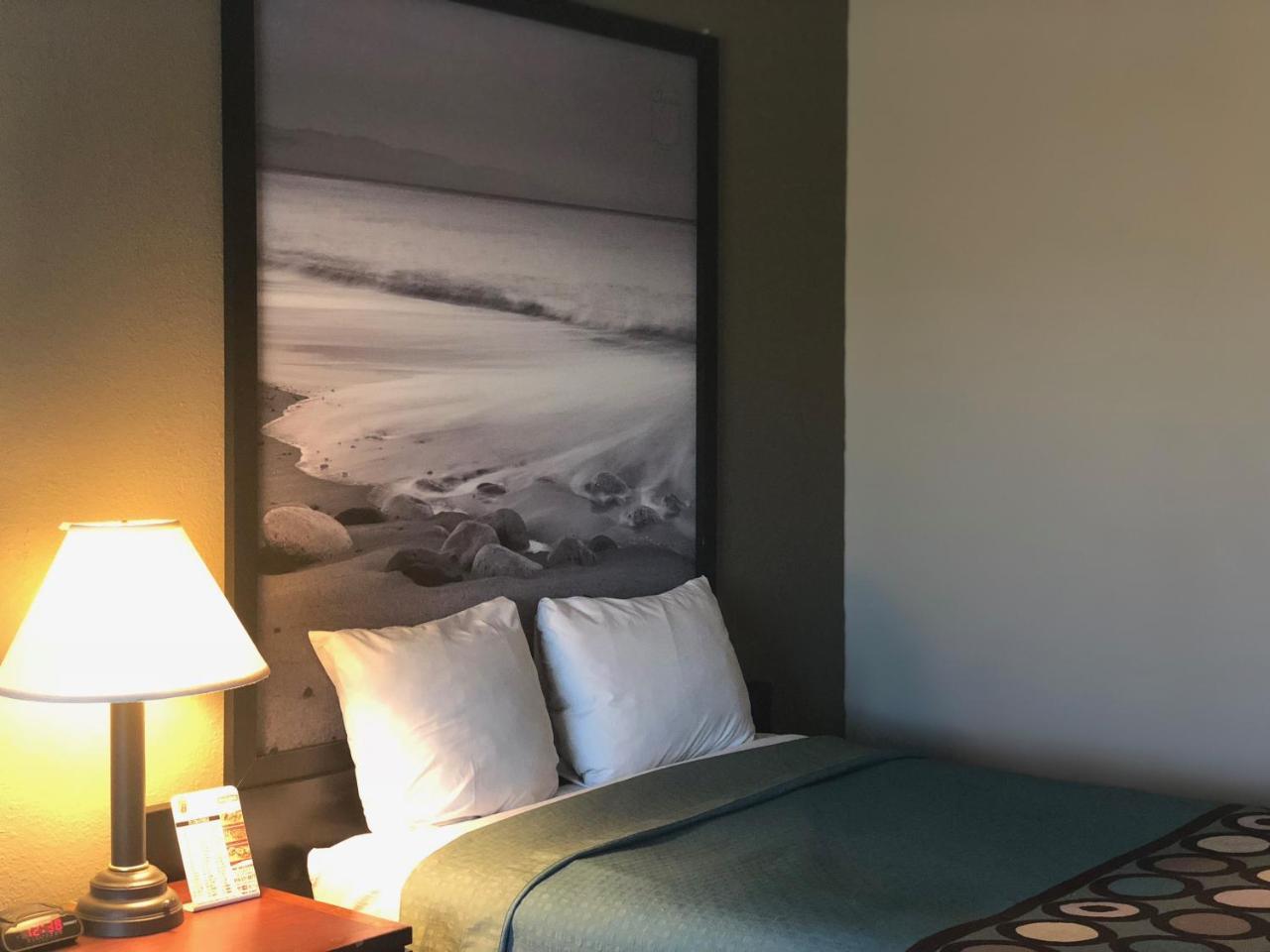 Super 8 By Wyndham Sacramento Hotell Carmichael Exteriör bild